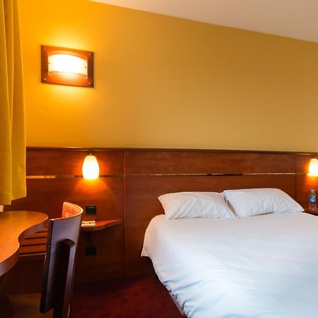 Brit Hotel Rennes Cesson Exterior photo