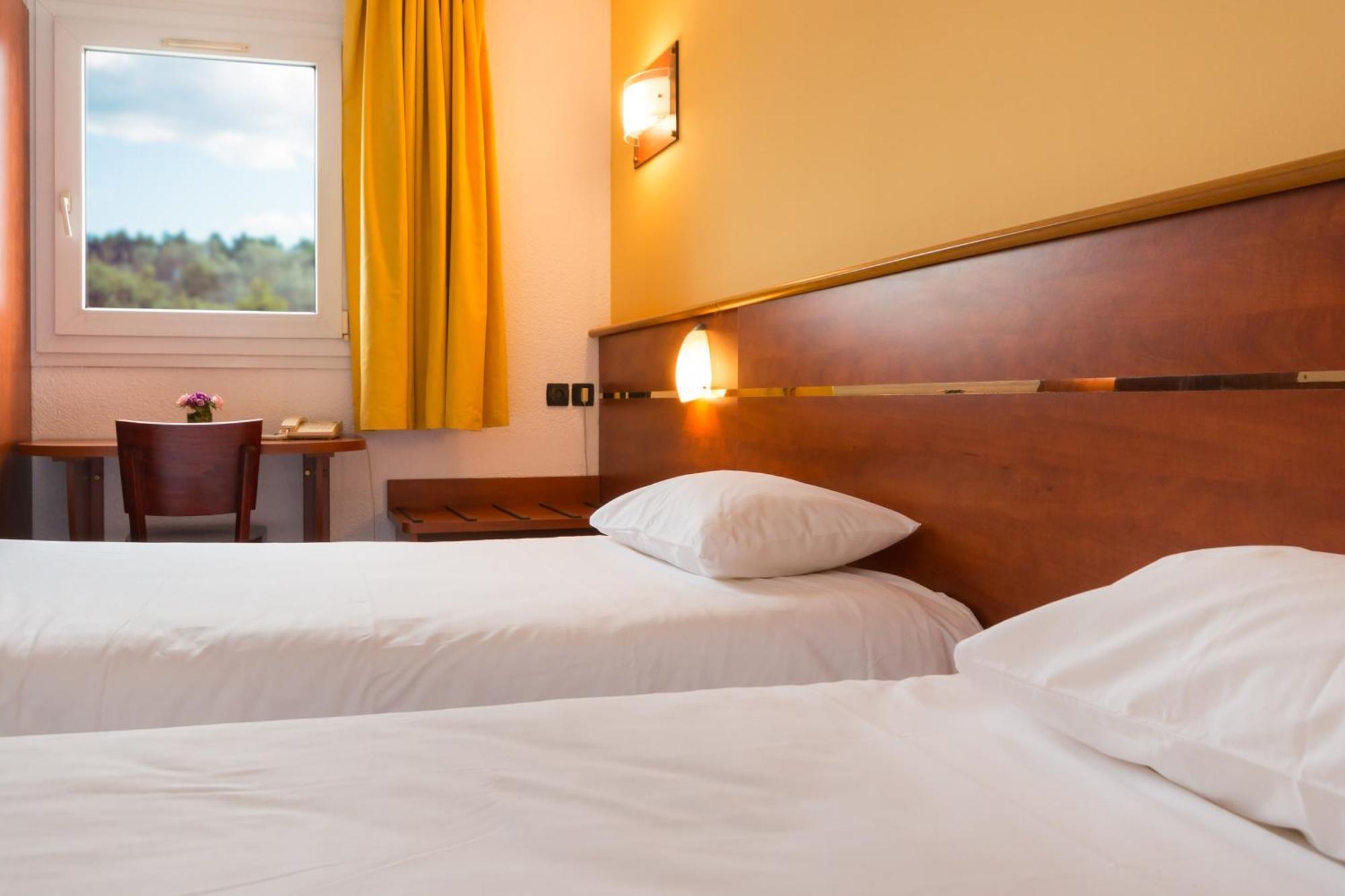 Brit Hotel Rennes Cesson Exterior photo