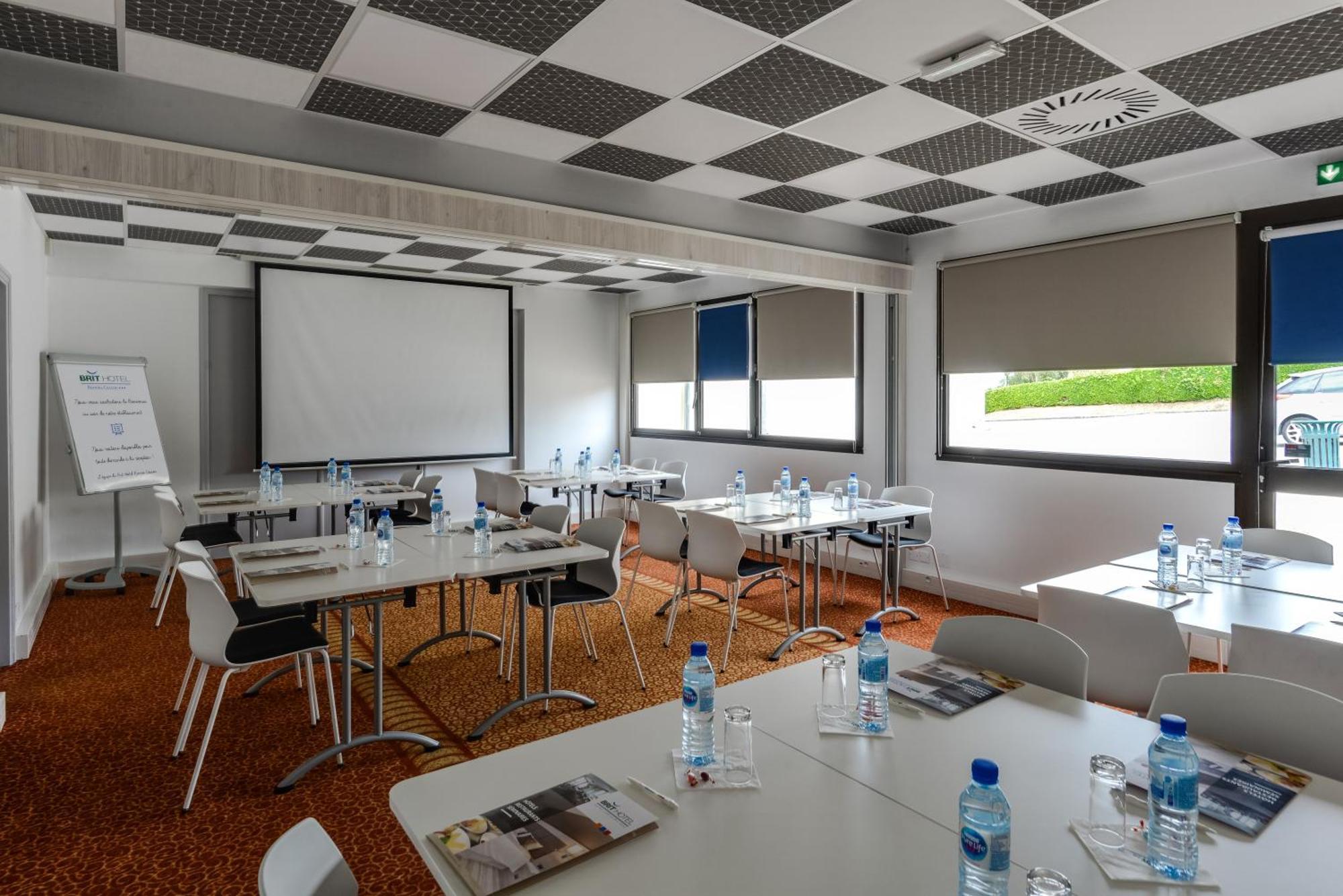 Brit Hotel Rennes Cesson Exterior photo